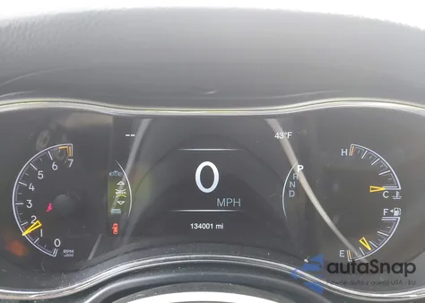 2020 Jeep Grand Cherokee Altitude 4X4 z USA, uszkodzony, nr VIN 1C4RJFAG4LC255367